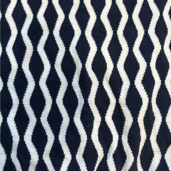 LOFT Navy white blouse - Picture 4 of 6